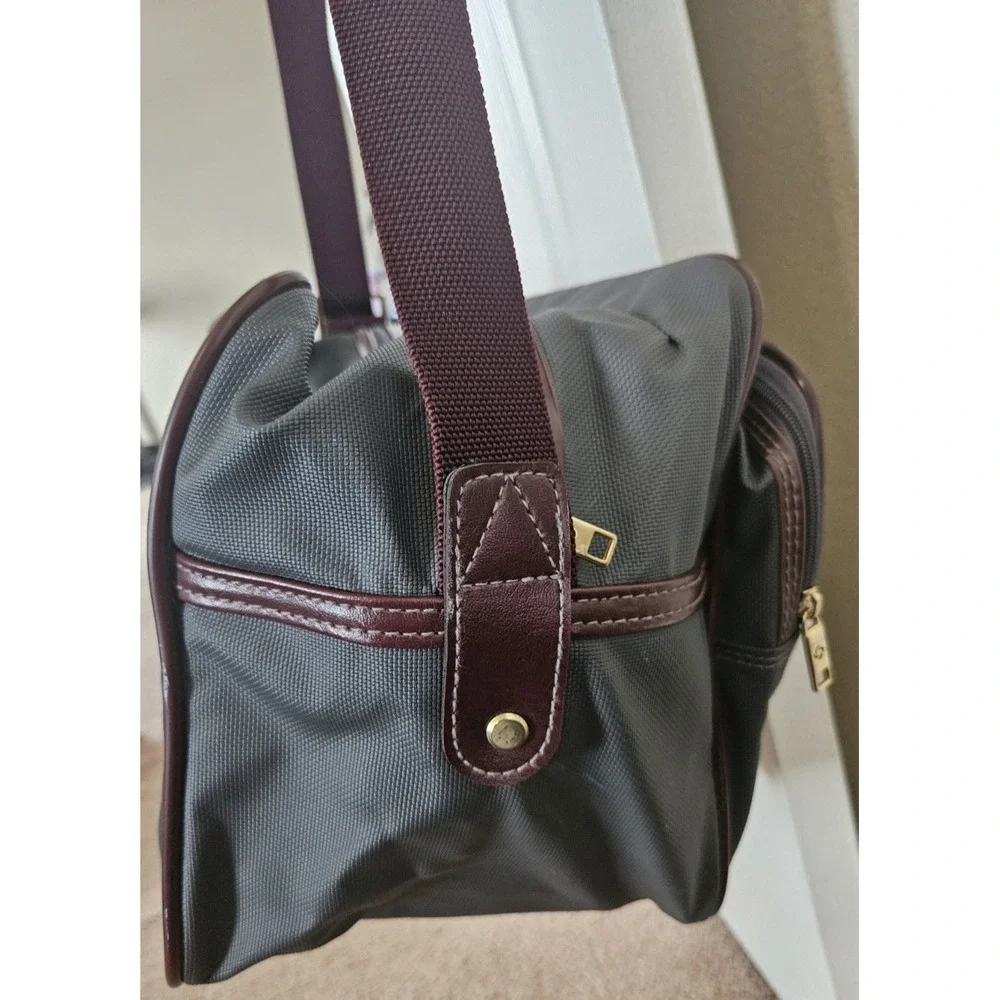 Vintage Samsonite Series 2100 Carry-On Travel Bag Gray Burgundy Shoulder Strap